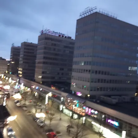 35m2 W Lofcie W Zabytkowej Kamienicy W Centrum Poznania منزل للإقامة بوزنان